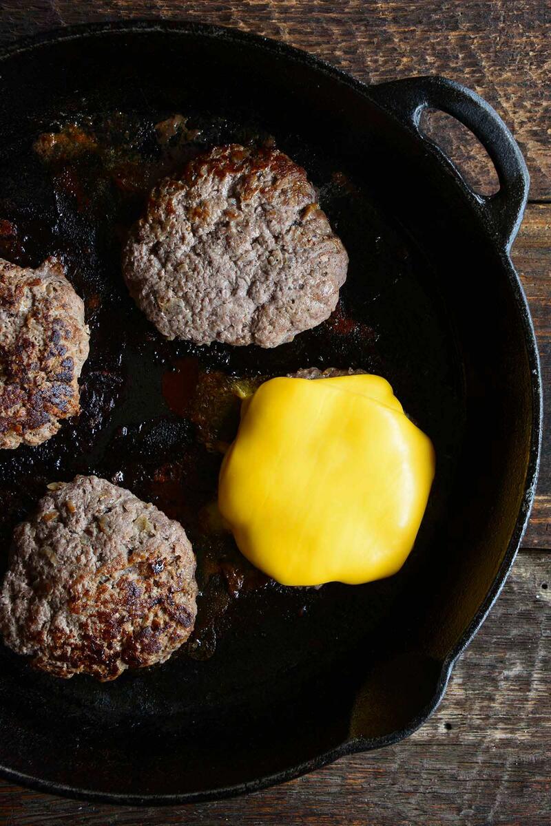 Cast Iron Skillet Burgers Video An Edible Mosaic